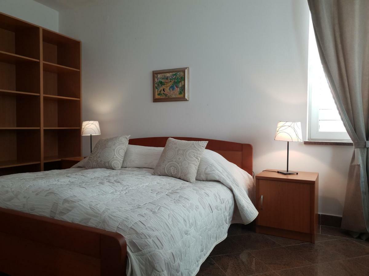Apartments Villa Antonia Jadranovo Exterior photo